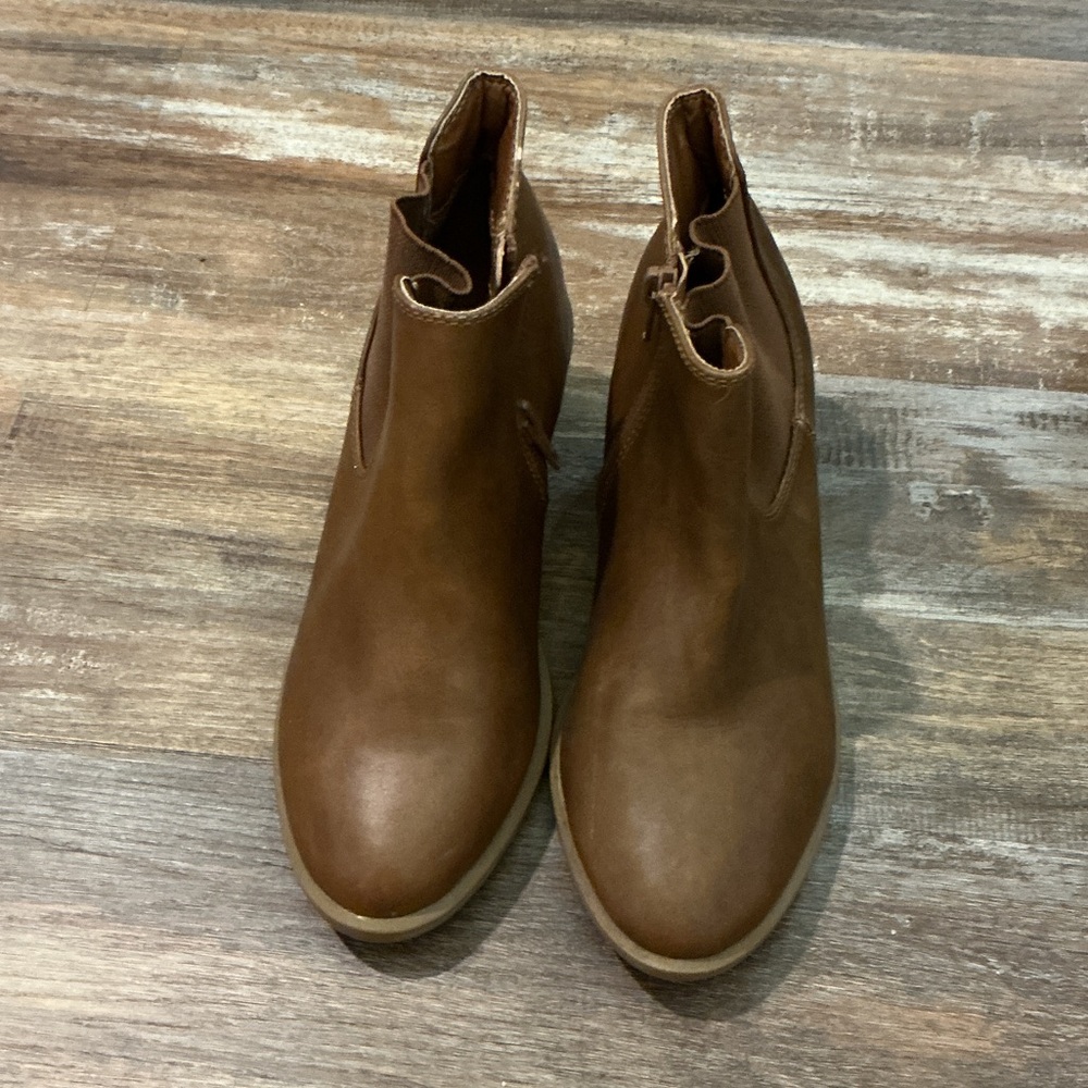 Sugar Kids Tan Ankle Boots